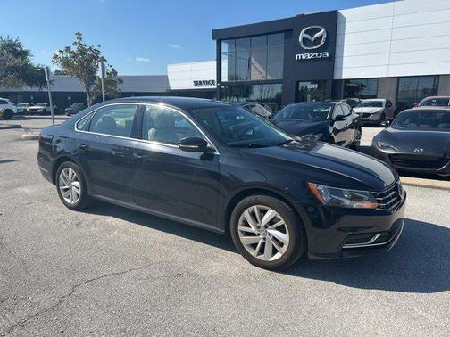 2018 Volkswagen Passat 2.0T SE