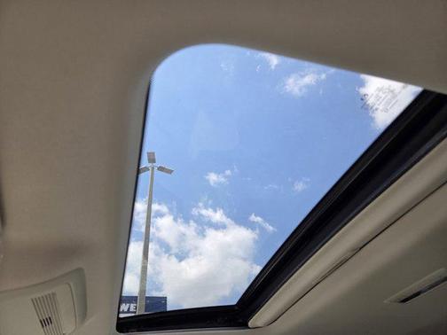 Rhodium White Premium 2026 Mazda CX-90 3.3 Turbo Preferred