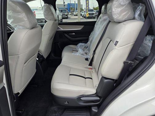 Rhodium White Premium 2026 Mazda CX-90 3.3 Turbo Preferred