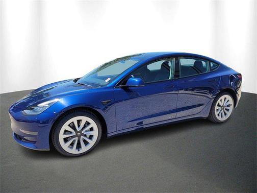 2022 Tesla Model 3 Standard Range