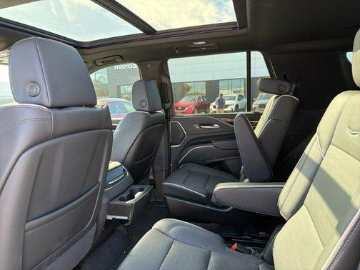 2024 Cadillac Escalade Premium Luxury