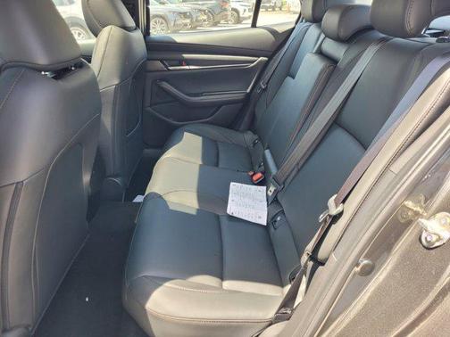 2025 Mazda Mazda3 FWD w/Preferred Package