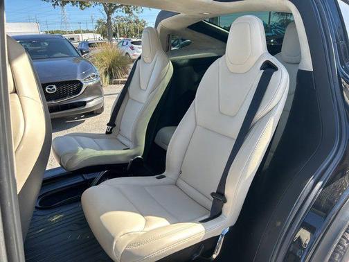 2018 Tesla Model X 75D