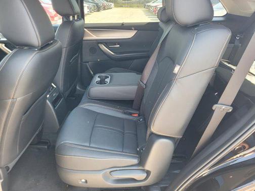 2025 Mazda CX-90 PHEV Base