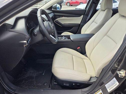 2025 Mazda Mazda3 FWD w/Preferred Package