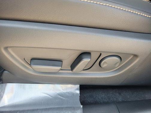 2025 Mazda CX-70 PHEV Premium Plus Package