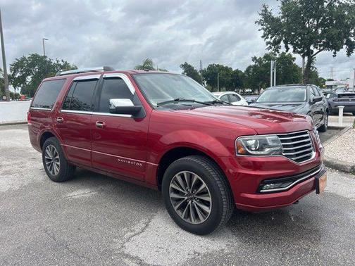 2017 Lincoln Navigator Select