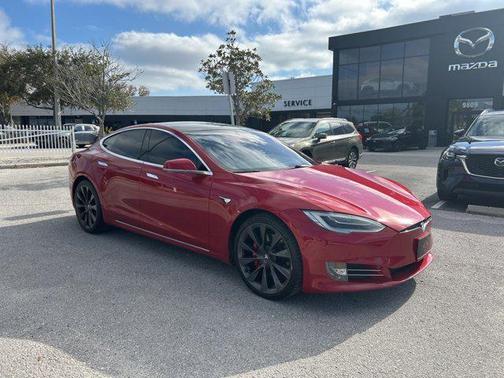 2020 Tesla Model S Performance