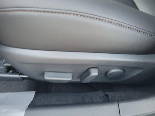 2025 Mazda Mazda3 FWD w/Preferred Package