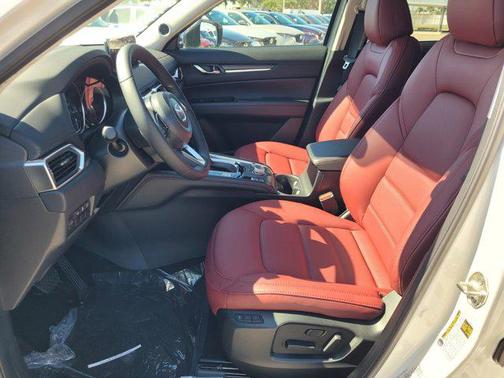 2025 Mazda CX-5 Carbon Edition