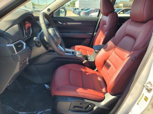 2025 Mazda CX-5 Carbon Edition