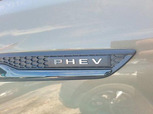 2025 Mazda CX-70 PHEV Premium Plus Package