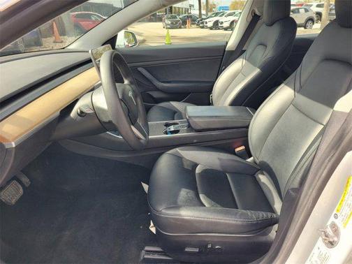 2020 Tesla Model 3 Standard Range