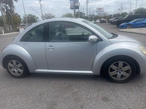 Reflex Silver 2007 Volkswagen New Beetle 2.5