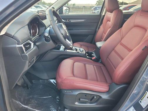 2025 Mazda CX-5 Carbon Edition