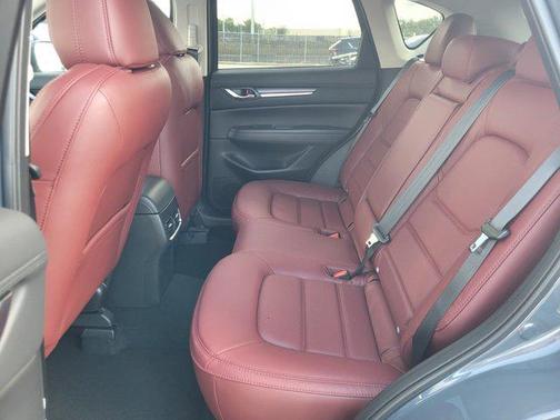 2025 Mazda CX-5 Carbon Edition