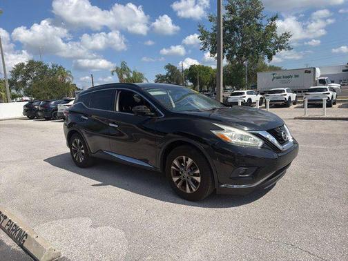 Black 2016 Nissan Murano SV