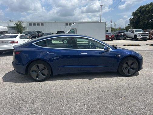 2019 Tesla Model 3 Standard Range