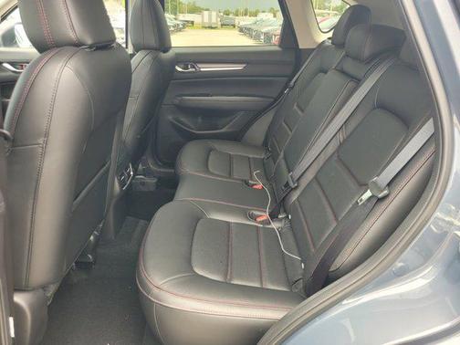 2025 Mazda CX-5 Carbon Edition