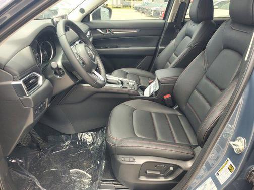 2025 Mazda CX-5 Carbon Edition