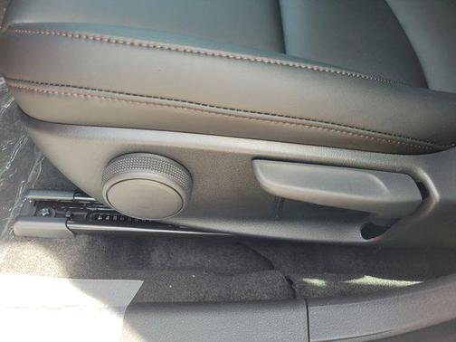 2025 Mazda Mazda3 FWD w/Select Package