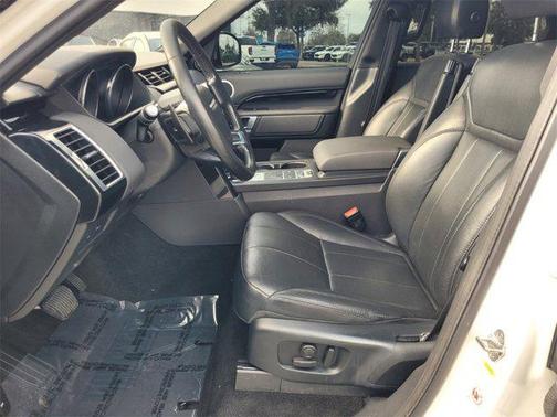 2019 Land Rover Discovery SE