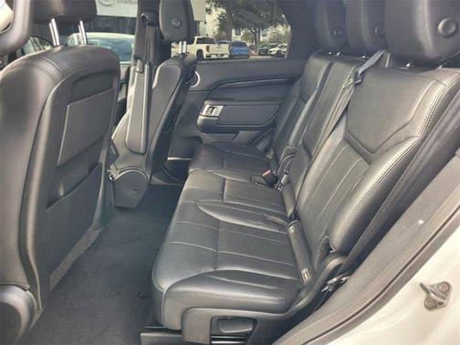 2019 Land Rover Discovery SE