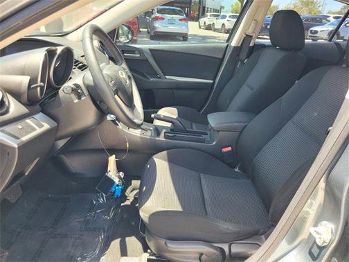 2012 Mazda Mazda3 i Touring