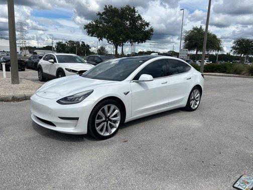 2020 Tesla Model 3 Standard Range Plus