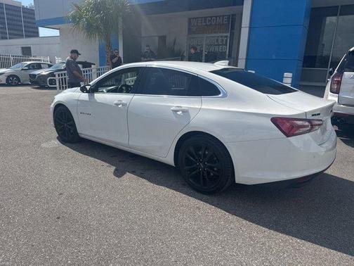2021 Chevrolet Malibu FWD LT