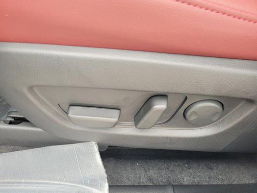 2025 Mazda CX-70 PHEV Premium Plus Package