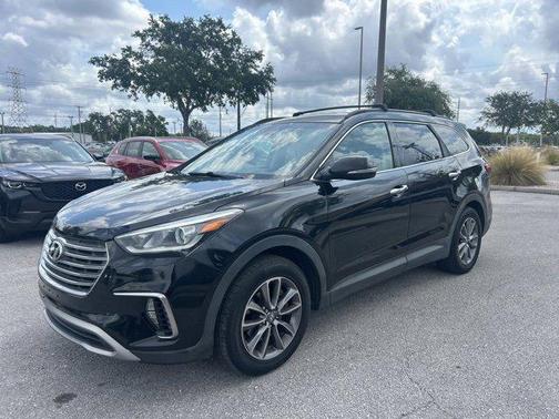 2017 Hyundai SANTA FE SE