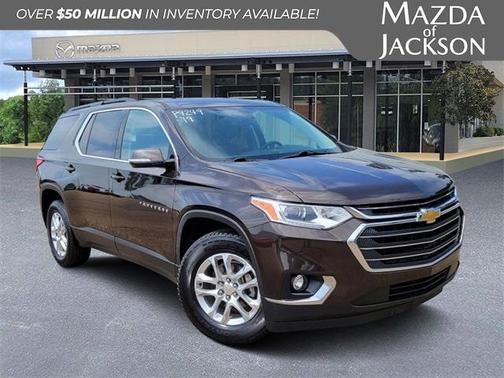 Photo 1 of 25 of 2019 Chevrolet Traverse LT Cloth