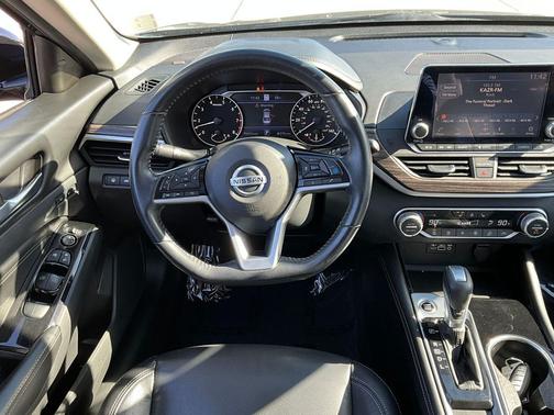 2021 Nissan Altima Platinum Intelligent AWD