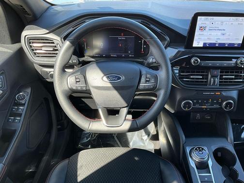 Carbonized Gray Metallic 2025 Ford Escape ST-Line