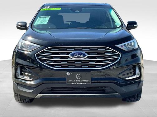 Agate Black Metallic 2023 Ford Edge Titanium