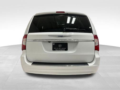 2015 Chrysler Town & Country Touring