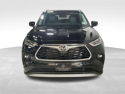 2022 Toyota Highlander Platinum