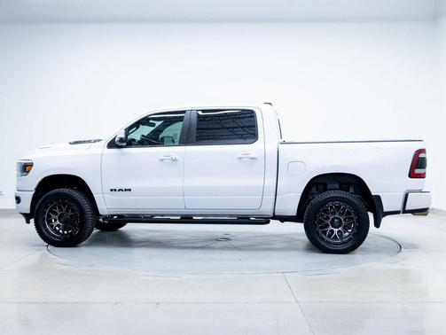 Bright White Clearcoat 2023 RAM 1500 Sport