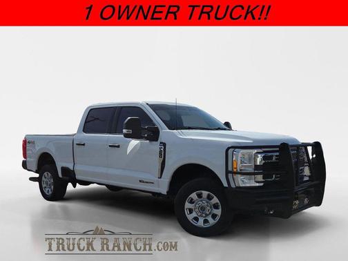 Oxford White 2023 Ford F-250 XLT