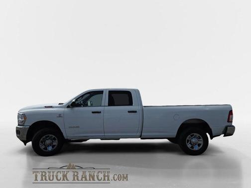Bright White Clearcoat 2021 RAM 3500 Tradesman Crew Cab 4x4 8' Box