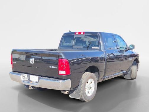 2018 RAM 1500 SLT