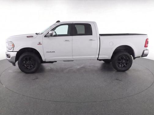 Bright White Clearcoat 2020 RAM 2500 Laramie Crew Cab 4x4 6'4' Box