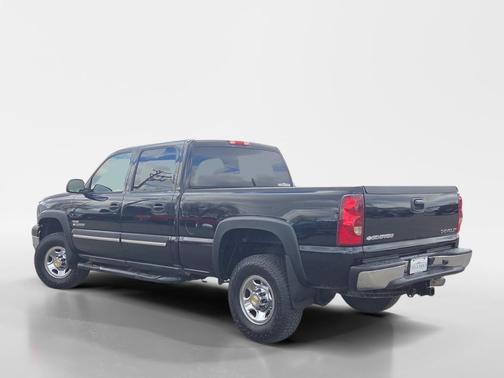 2003 Chevrolet Silverado 2500 LS H/D Crew Cab