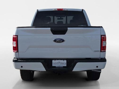 Oxford White 2019 Ford F-150 XLT