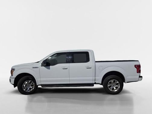 Oxford White 2019 Ford F-150 XLT