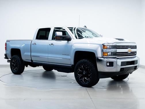 Silver Ice Metallic 2019 Chevrolet Silverado 2500 LTZ