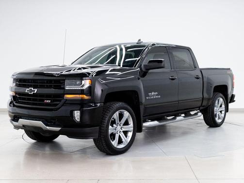 Black 2018 Chevrolet Silverado 1500 2LT