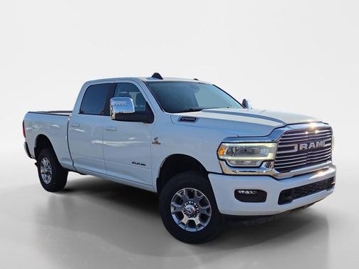 2024 RAM 2500 Laramie Crew Cab 4x4 6'4' Box