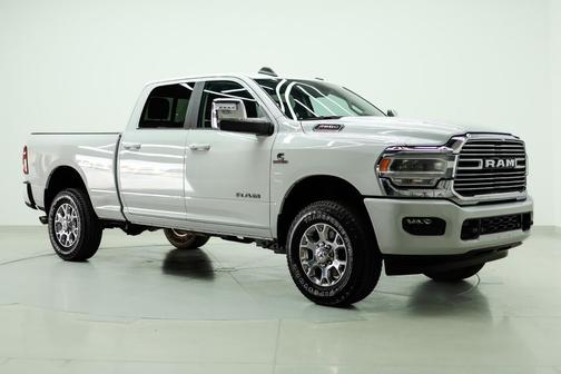 2024 RAM 2500 Laramie Crew Cab 4x4 6'4' Box